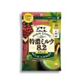 UHA Tokukoi mleczne cukierki z nadzieniem matcha i adzuki, 70g | JaponiaCentralna.pl