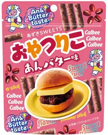 Calbee Oyatsu-Rico paluszki o smaku czerwonej fasoli anko i masła, 32g | Japonia Centralna.pl
