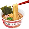 Nissin Cup Men Shokunin ramen instant Shoyu sos sojowy, 89 g  | JaponiaCentralna.pl