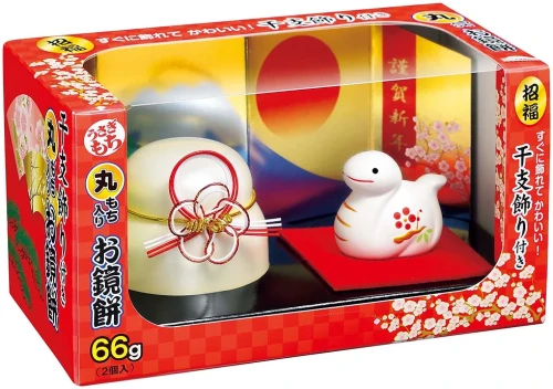 うさぎもちお鏡餅 干支飾り付き, 66g JaponiaCentralna.pl