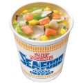 Nissin Cup Noodle ramen o smaku owoców morza - 75g   |   japoniacentralna.pl