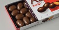 Meiji Almond x Sailor Moon prażone migdały w czekoladzie, 79g| JaponiaCentralna.pl