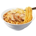 Nissin Kore-Zettai-Umai-Yatsu Premium instant Ramen o smaku Miso i oleju sezamowego, 3 szt. x 108g | JaponiaCentralna.pl
