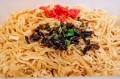 Maruka Peyoung makaron smażony instant Tonkotsu Yakisoba o smaku kości wieprzowej, 115g | JaponiaCentralna.pl