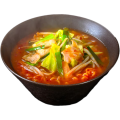 Sanyo Sapporo Ichiban Super Pikantny Ramen Uma-Miso Tanmen 3 porcje, 291 g  | JaponiaCentralna.pl