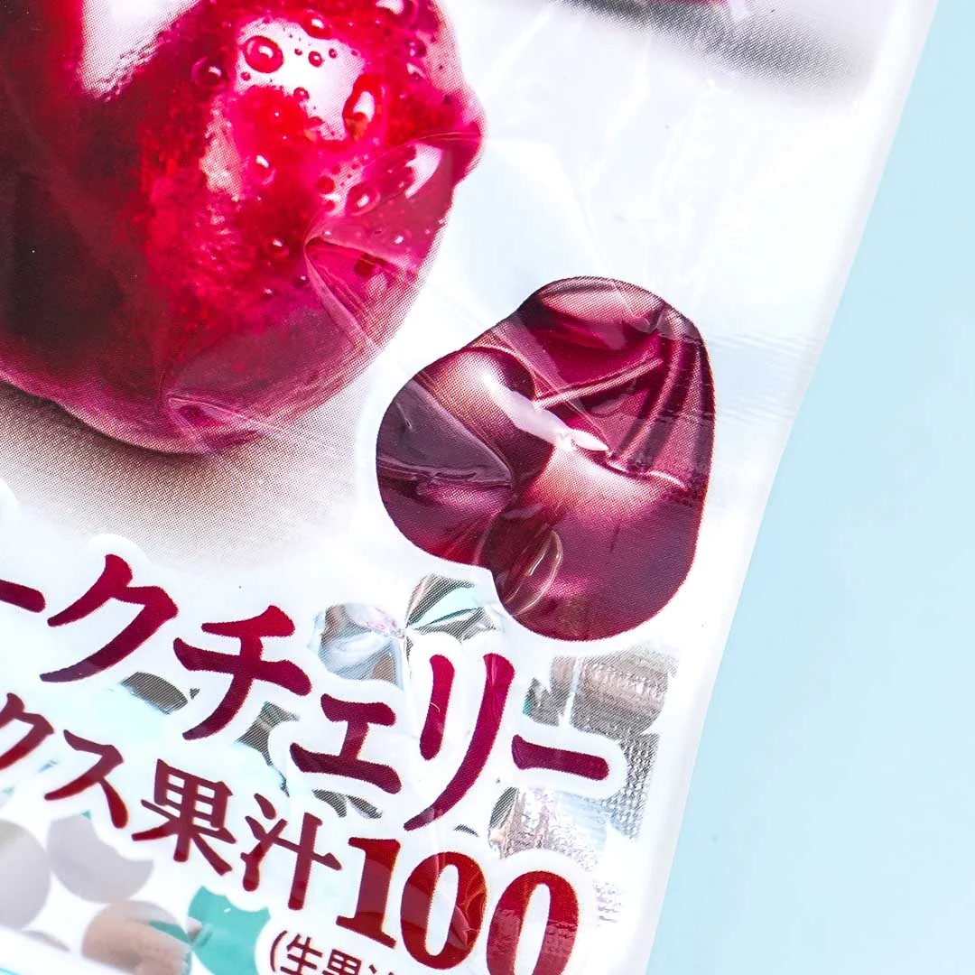 明治 果汁グミ ダークチェリー味, 47g JaponiaCentralna.pl