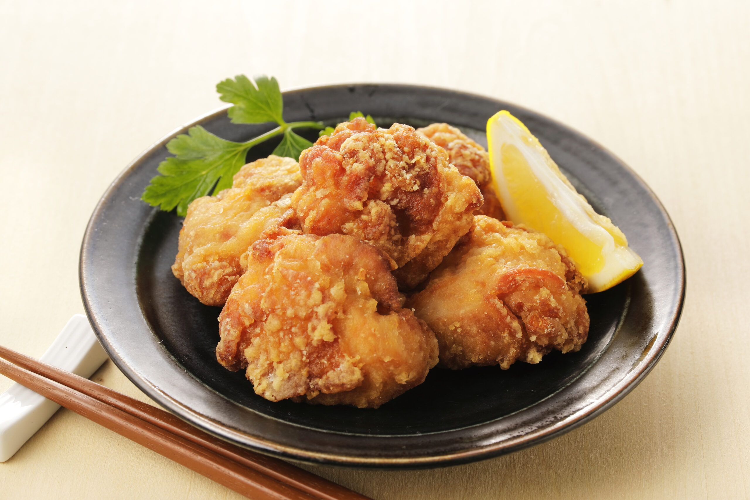 Chrupiący, soczysty, japoński... czyli kurczak w panierce karaage
